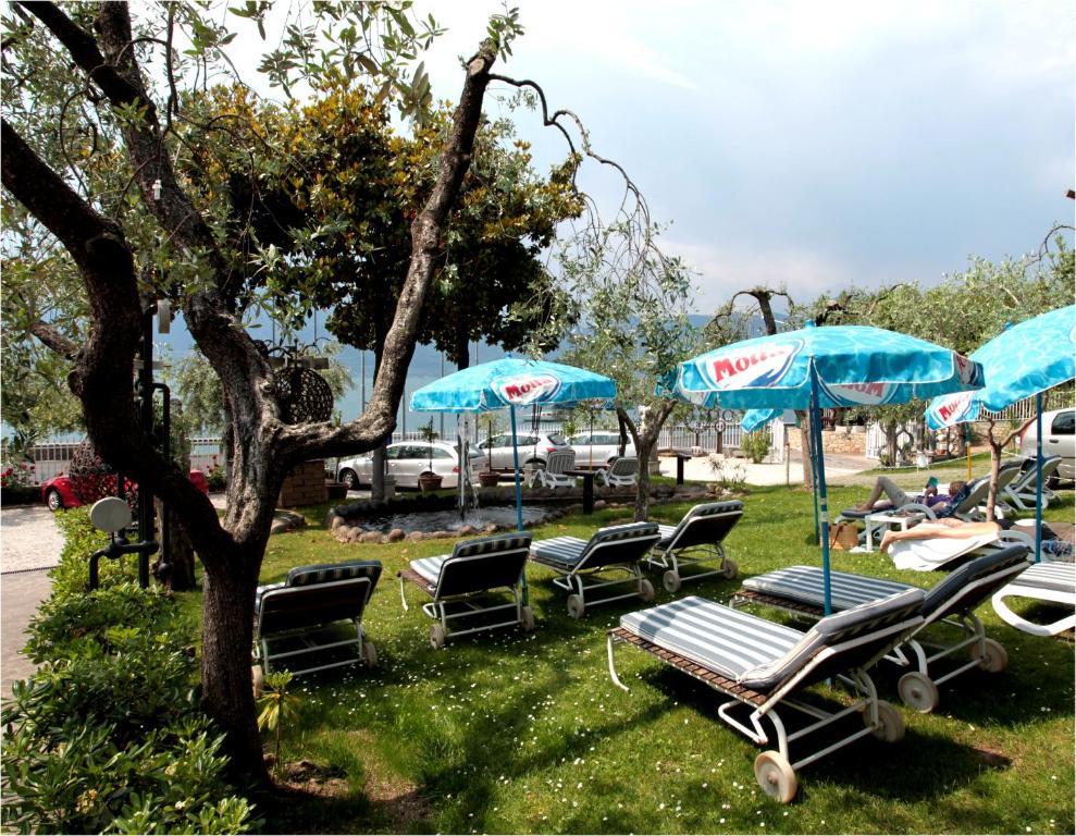 Hotel Fraderiana Torri del Benaco Szoba fotó